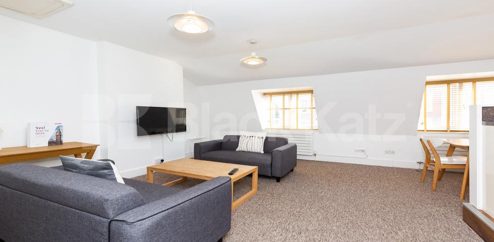 			NEW INSTRUCTION!, 2 Bedroom, 1 bath, 1 reception Flat			 Gower Street, BLOOMSBURY